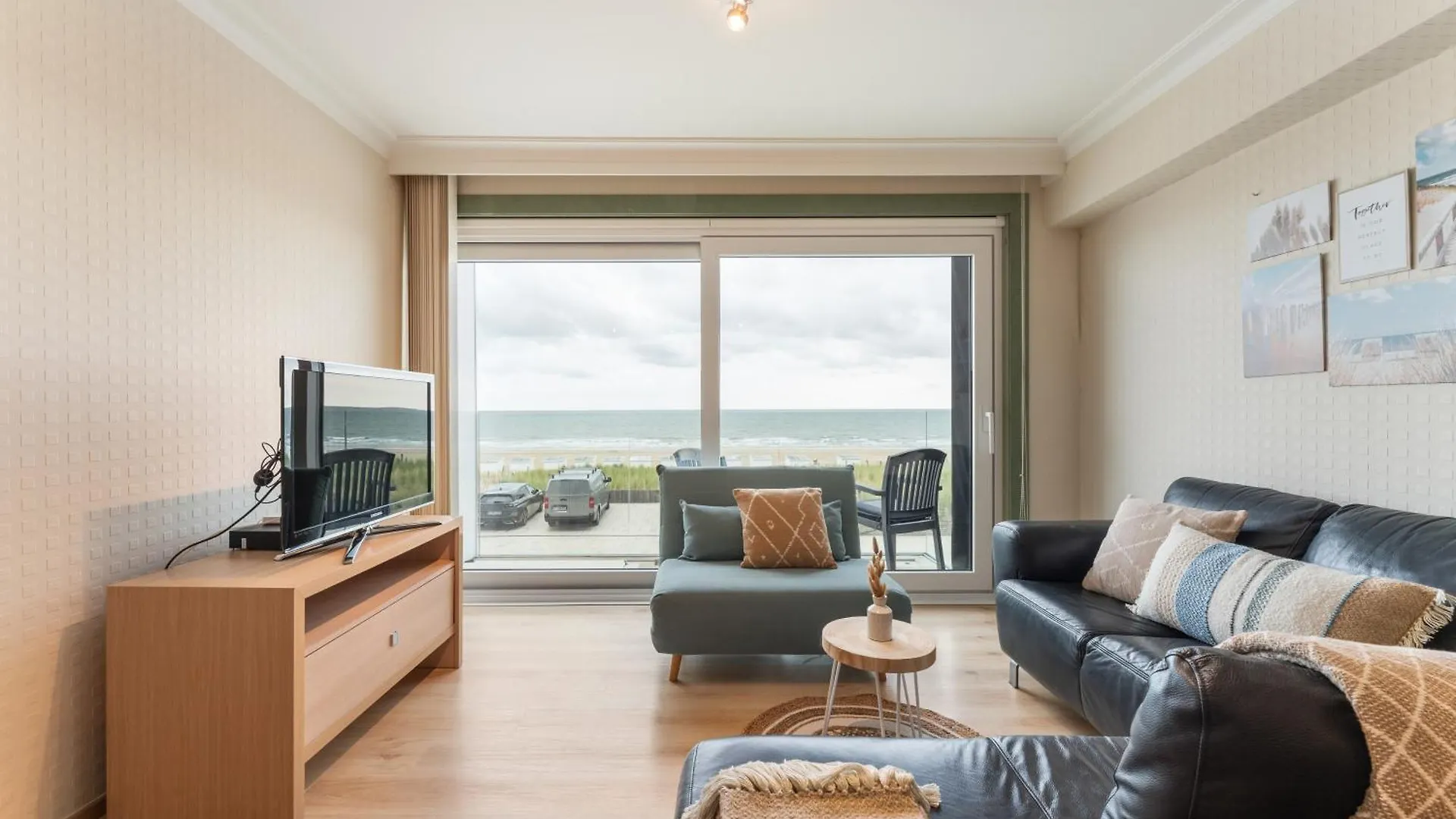 Seanita - Sea View Apartment In Westende 0*, Middelkerke Belgium